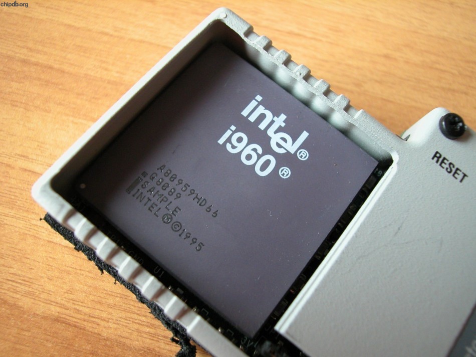 Intel i960 80960HD-66 Q8089 SAMPLE