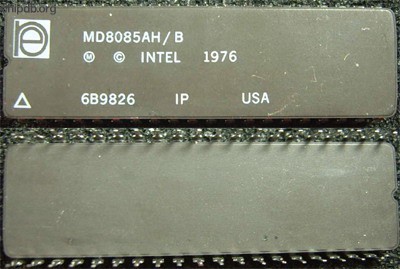 Intel MD8085AH/B made by RE