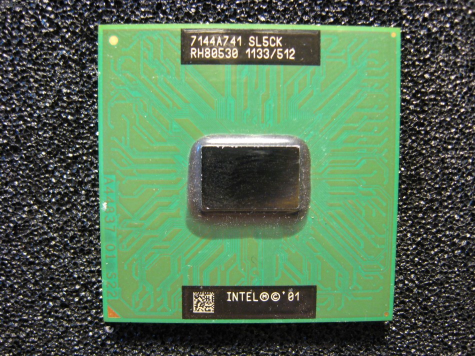 Intel Pentium III-M RH80530 1133/512 SL5CK