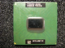 Intel Pentium III M 933/512/133 SL5CG