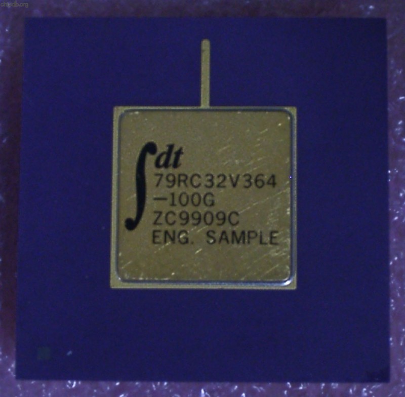 IDT 79RC32V364-100G