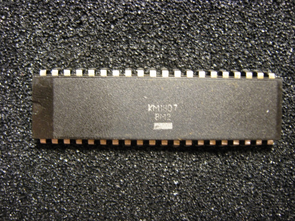 КМ1807ВМ2