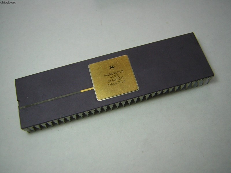 Motorola MC68000L8 four rows text