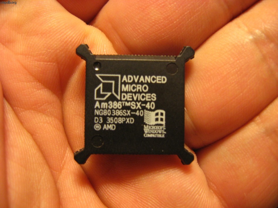 AMD NG80386SX-40 Windows logo white print