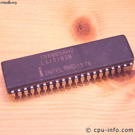 Intel TD8085AH2 INTEL 1976 diff print 2