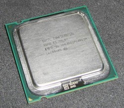 Intel Pentium 4 651 3.4G/800MHz/2M/775 HH80552PG0962M QQH0 ES Intel Pentium 4 651 3.4G/800MHz/2M/775 HH80552PG0962M QQH0 ES