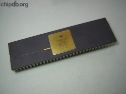 Motorola MC68000L8 four rows text