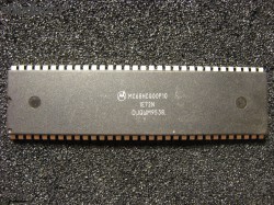 MC68HC000P10 three rows
